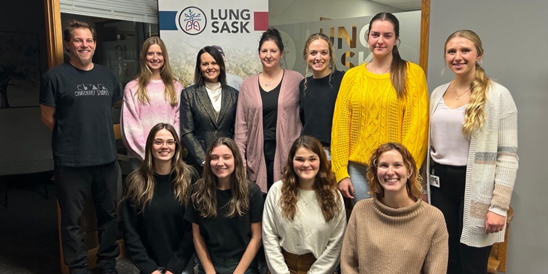 Nursing students with Lung Sask staff members